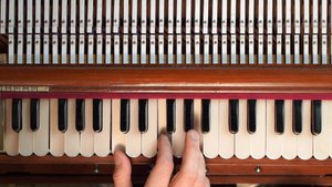 Фисгармония, аккорды, мелодия, киртан